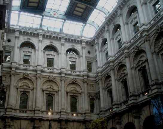 The Royal Exchange's glazed courtyard roof